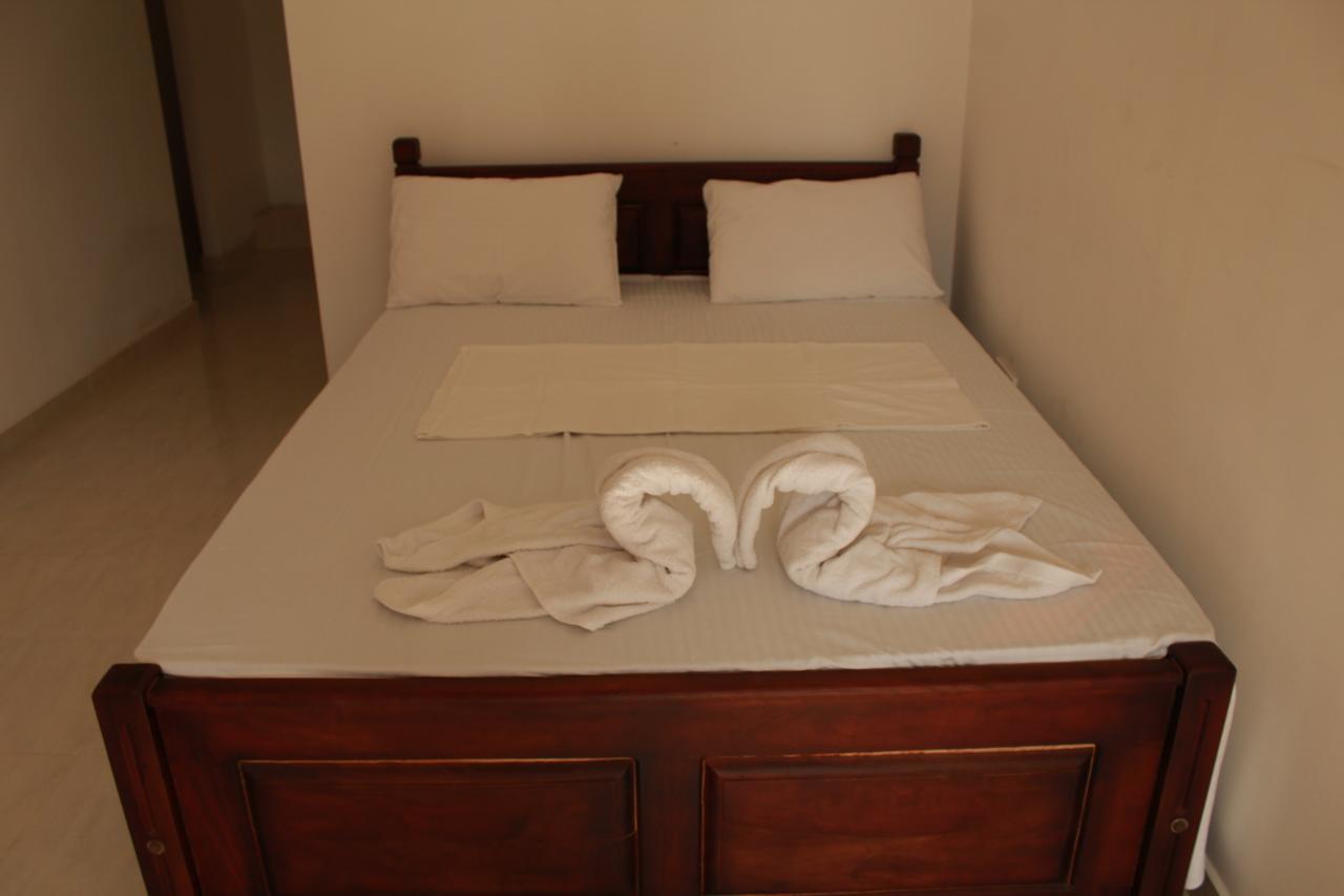 Pearl City Hotel Tissamaharama Szoba fotó