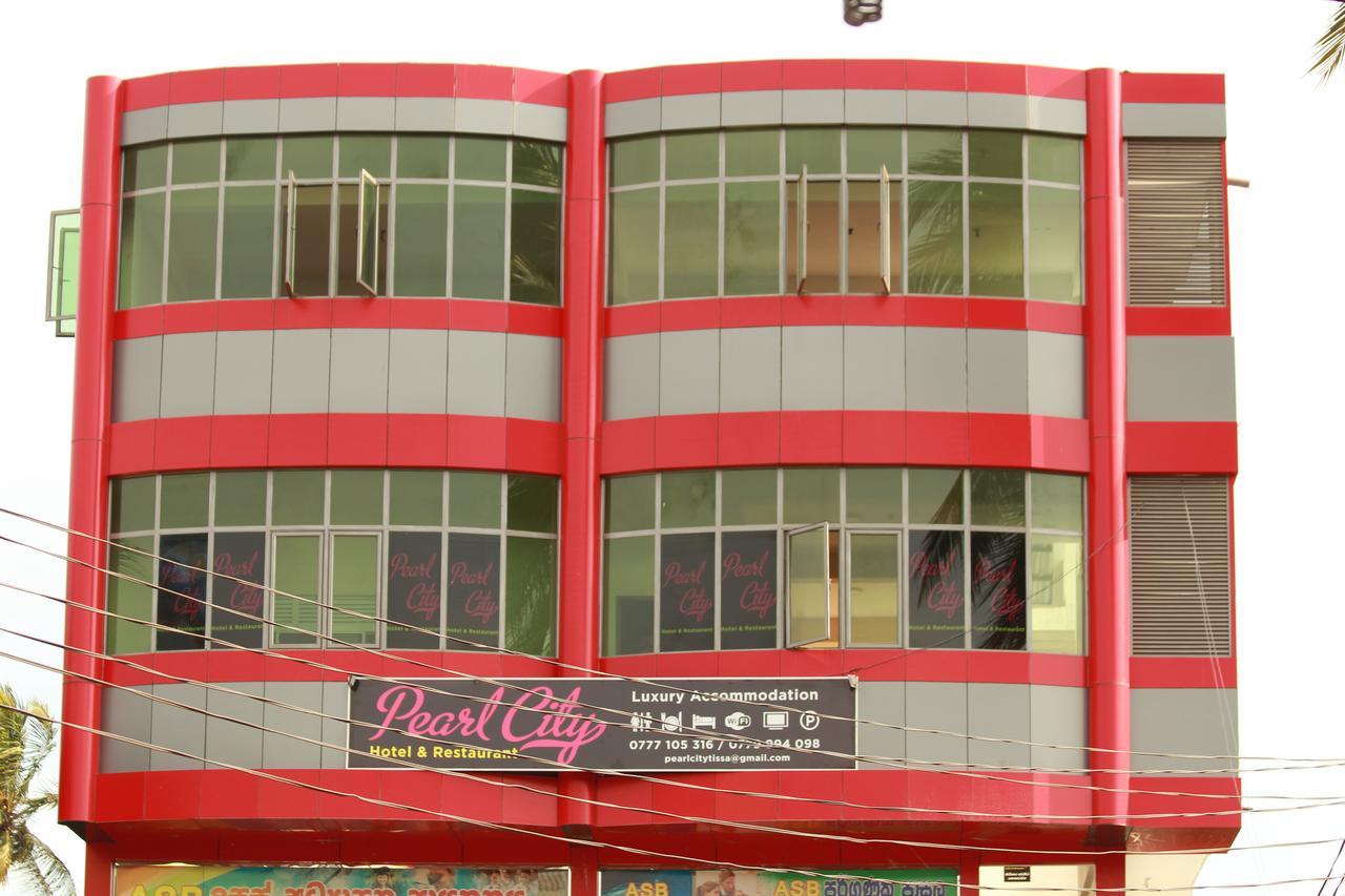 Pearl City Hotel Tissamaharama Kültér fotó