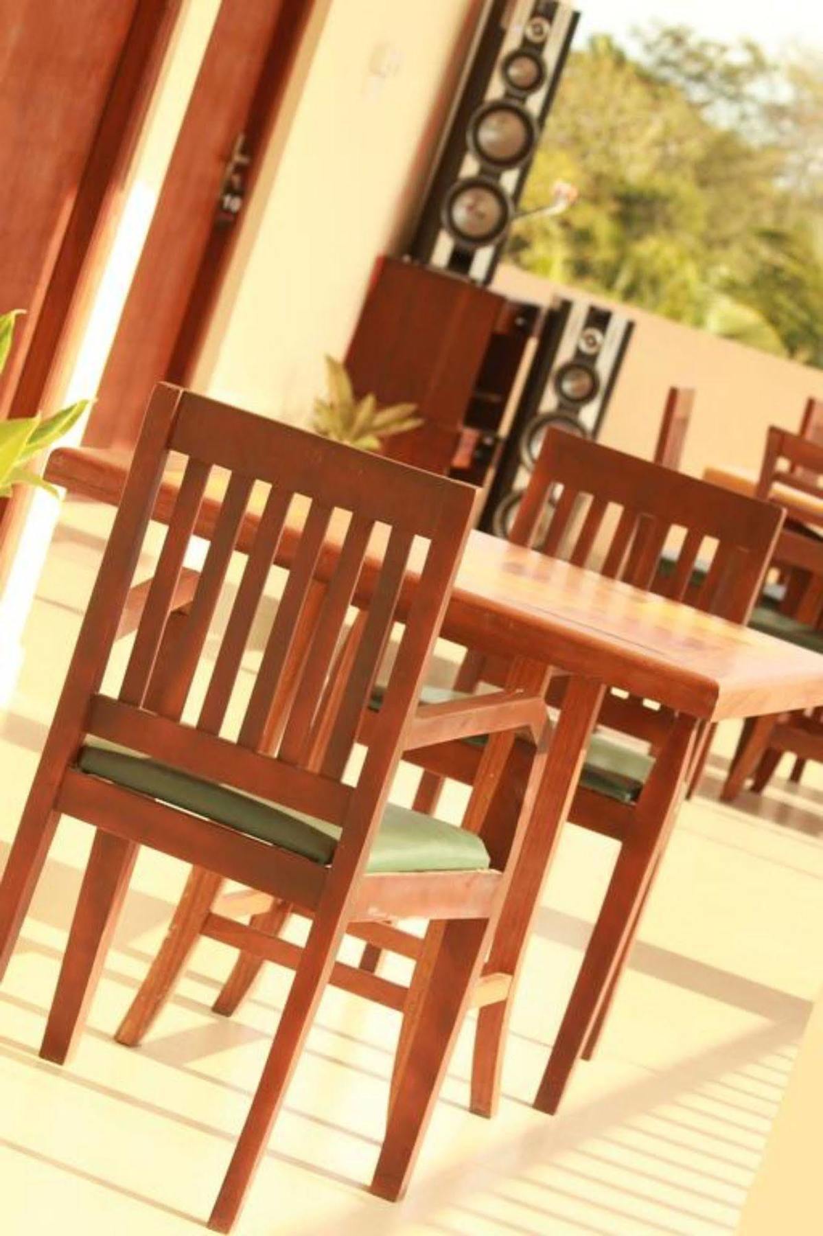 Pearl City Hotel Tissamaharama Kültér fotó